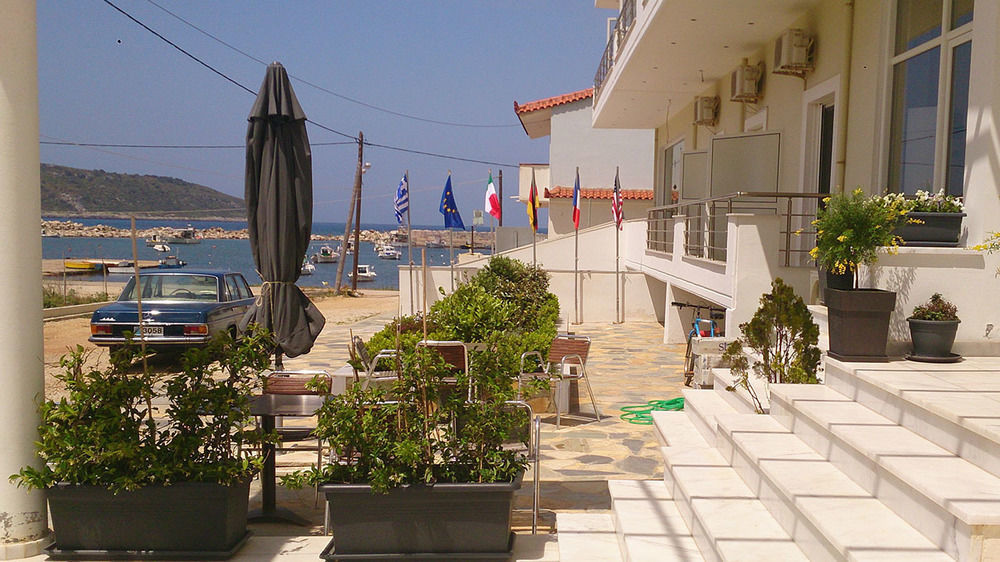 Porto Marathos Hotel Marathopoli Exterior photo
